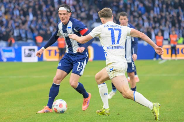 GER, Berlin, soccer, Hertha BSC vs. 1. FC Magdeburg, DFB, 2nd Bundesliga, 2025 2026 season, f.l.t.r.: Fabian Reese (Hertha BSC), Alexander Nollenberger (1.FC Magdeburg, 17), Action, duels, fighting for the ball, DFB DFL REGULATIONS PROHIBIT ANY USE OF PHOTOGRAPHS AS IMAGE SEQUENCES AND OR QUASI-VIDEO, December 7, 2025,