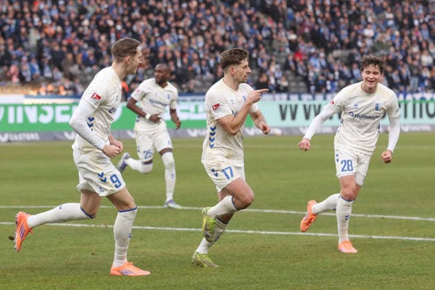 07.12.2025, xtgx, Fussball 2. Bundesliga, Hertha BSC Berlin - 1. FC Magdeburg emspor, v.l. Alexander Nollenberger (Magdeburg, 17) Jubel, Torjubel, jubelt ueber das Tor, celebrate the goal, celebration (DFL DFB REGULATIONS PROHIBIT ANY USE OF PHOTOGRAPHS as IMAGE SEQUENCES and or QUASI-VIDEO) Berlin