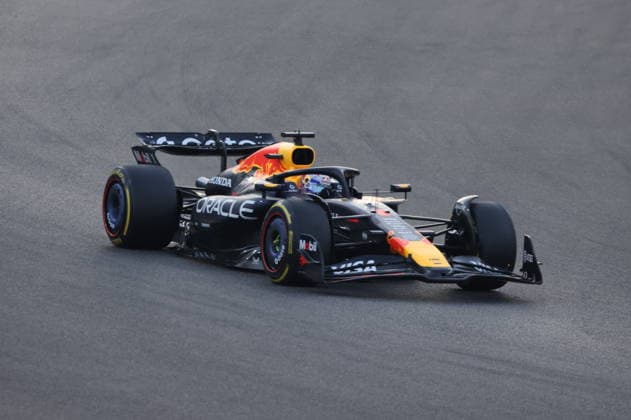 RECORD DATE NOT STATED F1 Abu Dhabi Grand Prix 2025 Max Verstappen of Red Bull Racing during the race of Formula 1 Abu Dhabi Grand Prix at Yas Marina Circuit on December 7th, 2025 in Abu Dhabi, United Arab Emirates. Abu Dhabi United Arab Emirates  Copyright: xBeataxZawrzelx originalFilename:zawrzel-notitle251207_npIV0.jpg