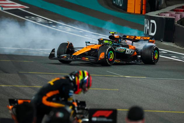 F1 - ABU DHABI GRAND PRIX 2025 NORRIS Lando (gbr), McLaren F1 Team MCL39, portrait celebrating his 1st F1 World Title during the 2025 Formula 1 Abu Dhabi Grand Prix, 24th round of the 2025 FIA Formula One World Championship, WM, Weltmeisterschaft from December 05 to 07, 2025 on the Yas Marina Circuit, in Abu Dhabi, United Arab Emirates - Abu DhabiUnited Arab Emirates  Copyright: xFLORENTxGOODENx