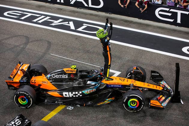 F1 - ABU DHABI GRAND PRIX 2025 NORRIS Lando (gbr), McLaren F1 Team MCL39, portrait celebrating his 1st F1 World Title during the 2025 Formula 1 Abu Dhabi Grand Prix, 24th round of the 2025 FIA Formula One World Championship, WM, Weltmeisterschaft from December 05 to 07, 2025 on the Yas Marina Circuit, in Abu Dhabi, United Arab Emirates - Abu DhabiUnited Arab Emirates  Copyright: xXavixBonillax