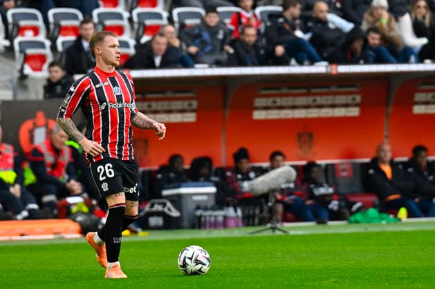 FOOTBALL : OGC Nice VS Angers SCO - Ligue 1 McDonald s - 07 12 2025 Melvin Bard (OGC Nice) - Ligue 1 McDonald s match between OGC Nice and Angers SCO on December 7, 2025 at the Allianz Riviera in Nice. NiceFrance  Copyright: xWilliamxCannarellax