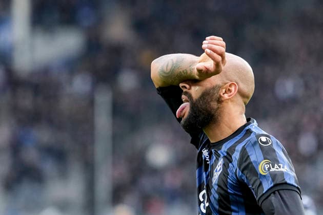 Torschütze Terrence Boyd (SV Waldhof, 13), Spieler vom SV Waldhof Mannheim, jubelt über das Tor zum 2:1, Jubel, jubeln, Torjubel, Torerfolg, celebrate the goal, goal, celebration, jubelt ueber das Tor, Freuen, Freude, freut sich, optimistisch, positiv, Spielszene, Highlight, Einzelbild, Einzelfoto, Aktion, Action, 07.12.2025, Mannheim (Deutschland), Fussball, 3. Liga, SV Waldhof Mannheim - 1. FC Saarbrücken, DFB DFL REGULATIONS PROHIBIT ANY USE OF PHOTOGRAPHS AS IMAGE SEQUENCES AND OR QUASI-VIDEO. *** Goalscorer Terrence Boyd SV Waldhof, 13 , player of SV Waldhof Mannheim, cheers about the goal to 2 1, cheer, cheer, goal celebration, celebrate the goal, goal, celebration, cheers about the goal, rejoicing, joy, rejoices, optimistic, positive, match scene, highlight, single picture, single photo, action, action, 07 12 2025, Mannheim Germany , football, 3 Liga, SV Waldhof Mannheim 1 FC Saarbrücken, DFB DFL REGULATIONS PROHIBIT ANY USE OF PHOTOGRAPHS AS IMAGE SEQUENCES AND OR QUASI VIDEO xozx