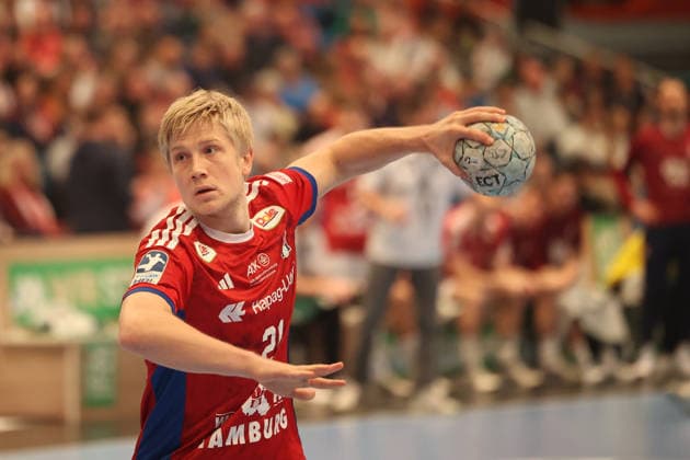Handball Daikin Handball Bundesliga 2025 2026 - Handball Verein Hamburg vs. ThSV Eisenach Frederik Bo Andersen (Hamburg),7meter, erfolgreich, Sporthalle Hamburg Hamburg