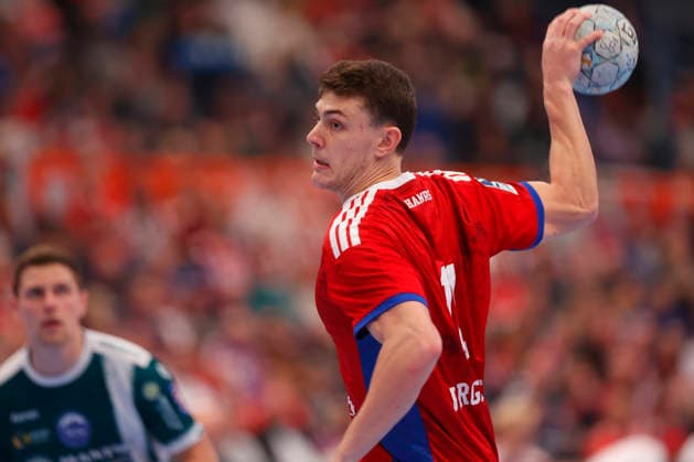 Handball 1. Handball-Bundesliga, DAIKIN HBL 2025 2026 - Handball Verein Hamburg (HSVH) vs. ThSV Eisenach Nicolaj Jorgensen Joergensen (Hamburg) wirft einen Siebenmeter . Sporthalle Hamburg Hamburg Foto: Frank Schoof
