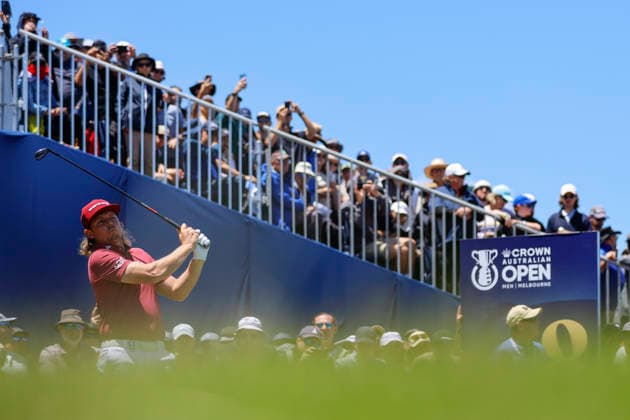 Australian Open Golf 2025 Final Results in Melbourne - 07 Dec 2025 Cameron Smith of Australia plays a shot on the hole in round four of the Australian Open Golf tournament. The 2025 Australian Open concluded with Denmark’s Rasmus Neergaard-Petersen securing the championship at 15-under after a tense final round at The Australian Golf Club. The tournament delivers a dramatic finish, with top international contenders pushing the leaderboard to the final holes. Large crowds gathered across the course as fans watch one of Australia’s premier golf events come to a close for the year. Melbourne Australia Copyright: xYexMyoxKhantx xSOPAxImagesx YeMyoKhant_5