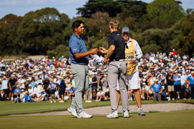 Australian Open Golf 2025 Final Results in Melbourne - 07 Dec 2025 Si Woo Kim of South Korea (L) shakes hands with Rasmus Neergaard-Petersen of Denmark (R) after winning the tournament. The 2025 Australian Open concluded with Denmark’s Rasmus Neergaard-Petersen securing the championship at 15-under after a tense final round at The Australian Golf Club. The tournament delivers a dramatic finish, with top international contenders pushing the leaderboard to the final holes. Large crowds gathered across the course as fans watch one of Australia’s premier golf events come to a close for the year. Melbourne Australia Copyright: xYexMyoxKhantx xSOPAxImagesx YeMyoKhant_39