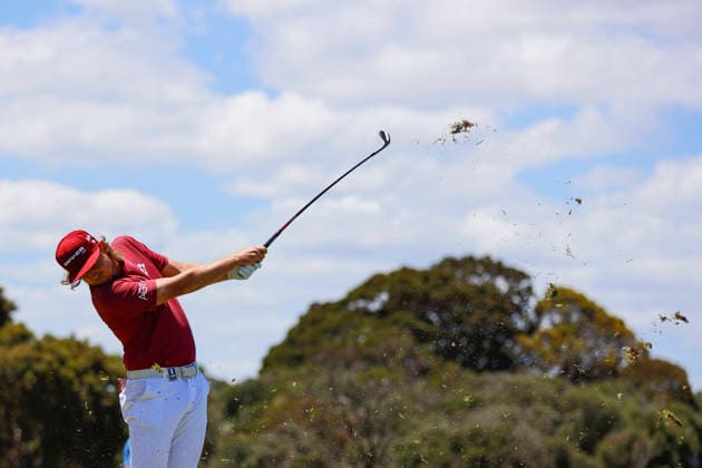 Australian Open Golf 2025 Final Results in Melbourne - 07 Dec 2025 Cameron Smith of Australia plays a shot on the hole in round four of the Australian Open Golf tournament. The 2025 Australian Open concluded with Denmark’s Rasmus Neergaard-Petersen securing the championship at 15-under after a tense final round at The Australian Golf Club. The tournament delivers a dramatic finish, with top international contenders pushing the leaderboard to the final holes. Large crowds gathered across the course as fans watch one of Australia’s premier golf events come to a close for the year. Melbourne Australia Copyright: xYexMyoxKhantx xSOPAxImagesx YeMyoKhant_8
