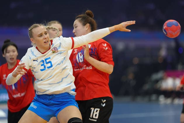 Südkorea - Tschechien, IHF Handball-WM der Frauen Valerie Smetkova (Tschechien, 35). 3. Hauptrundenspiel der Handball-WM der Frauen zwischen Südkorea und Tschechien am 7. Dezember 2025 in der Westfalenhalle in Dortmund., Dortmund Nordrhein-Westfalen Deutschland Westfalenhalle