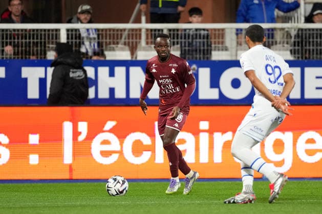 AJ Auxerre v FC Metz - Ligue 1 McDonald s 2025 2026 14 Cheikh SABALY (fcm) during the Ligue 1 McDonald s match between Auxerre and Metz at Stade Abbe Deschamps on December 7, 2025 in Auxerre, France. Auxerre France  Copyright: xFEPx 776348221