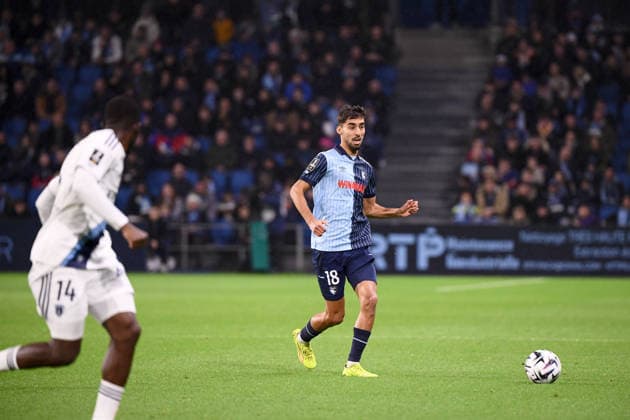 Le Havre Athletic Club v Paris FC - Ligue 1 McDonald s 2025 2026 18 Yanis ZOUAOUI (hac) during the Ligue 1 McDonald s match between Le Havre and Paris FC at Stade Oceane on December 7, 2025 in Le Havre, France. Le Havre France  Copyright: xFEPx 776348220
