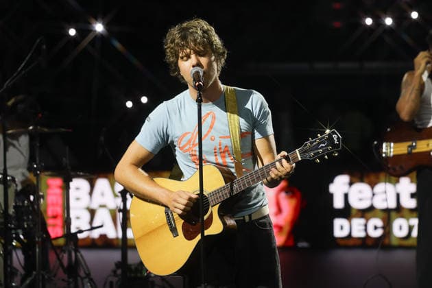 Zartmann (deutscher Saenger) und Band bei Music meets Basketball im BMW Park nach dem Spiel, GER, FC Bayern Basketball vs. SYNTAINICS MBC, Basketball, easycredit Basketball Bundesliga, 9. Spieltag, Saison 2025 2026, 07.12.2025, GER, FC Bayern Basketball vs. SYNTAINICS MBC, Basketball, easycredit Basketball Bundesliga, 9. Spieltag, Saison 2025 2026, 07.12.2025 Muenchen Copyright: xEibner-Pressefoto JennixMaulx EP_JML