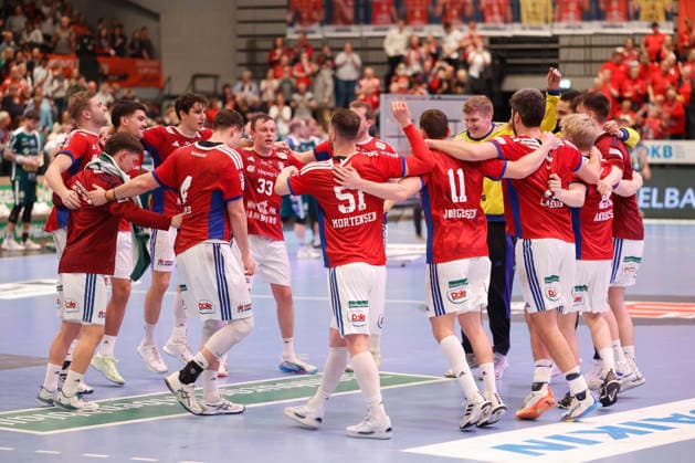 Handball 1. Handball-Bundesliga, DAIKIN HBL 2025 2026 - Handball Verein Hamburg (HSVH) vs. ThSV Eisenach Schlussjubel der Hamburger Mannschaft . Sporthalle Hamburg Hamburg Foto: Frank Schoof