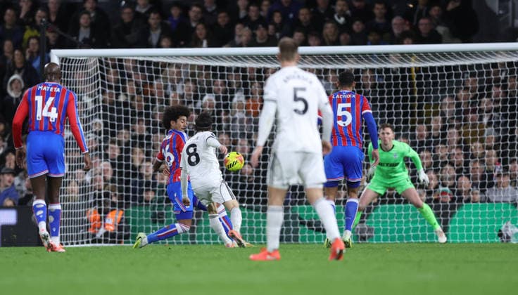 London, England, 7th December 2025. Harry Wilson of Fulham scores the equalising goal (1-1) during the Fulham vs Crystal Palace Premier League match at Craven Cottage, London. Picture credit should read: David Klein Sportimage EDITORIAL USE ONLY. No use with unauthorised audio, video, data, fixture lists, club league logos or live services. Online in-match use limited to 120 images, no video emulation. No use in betting, games or single club league player publications. SPI_025_DK_Fulham_Palace SPI-4355-0024