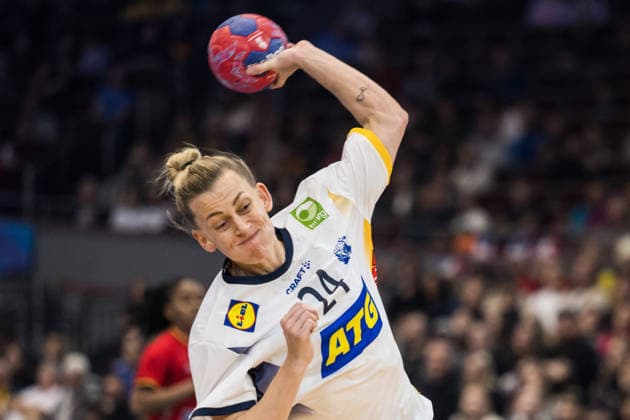 251207 Nathalie Hagman of Sweden during the 2025 IHF Women™s World Championship, WM, Weltmeisterschaft handball match between Angola and Sweden on December 7, 2025 in Dortmund. Photo: Emma Wallskog BILDBYRAN COP 320 EW0607 handball, handboll, handball,handboll,handball,bbeng,vm,handba Copyright: EMMAxWALLSKOG BB251207EW023