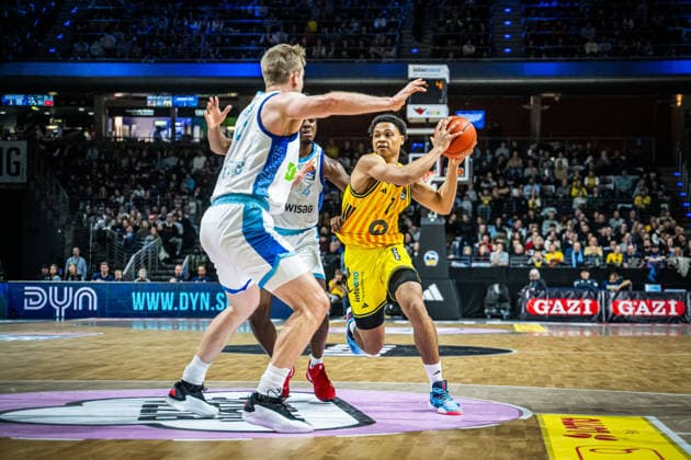 Basketball Berlin 07.12.2025 Saison 2025 2026 EasyCredit BBL 1. Bundesliga Männer, Herren Alba Berlin - Skyliners Jack Kayil (Alba Berlin, No.07)