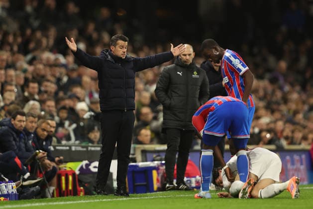 7th December 2025; Craven Cottage, Fulham, London, England; Premier League Football, Fulham versus Crystal Palace; Fulham manager Marco Silva  KatiexChan
