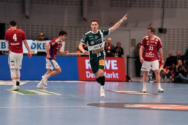 Deutschland: Handball-Bundesliga, DAIKIN HBL 2025 26, 15. Spieltag Handball Verein Hamburg vs ThSV Eisenach Sporthalle Hamburg (Hamburg): Vincent Büchner (ThSV Eisenach, 74) Copyright: xStefanxTrochax