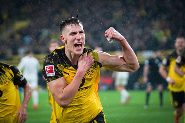 Deutschland: Fussball Bundesliga 2025 26, 13. Spieltag - Borussia Dortmund vs TSG Hoffenheim - Signal Iduna Park (Dortmund): Tor und Torjubel zum 2:0 durch Nico Schlotterbeck (BVB) Freude, Emotionen, Jubel *** Germany Bundesliga 2025 26, Matchday 13 Borussia Dortmund vs TSG Hoffenheim Signal Iduna Park Dortmund Goal and goal celebration to 2-0 by Nico Schlotterbeck BVB Joy, emotions, jubilation Copyright: xCelinaxLeiersx