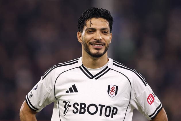 Fulham v Crystal Palace 07 December 2025, London - Premier League Football - Fulham v Crystal Palace - Raul Jimenez of Fulham - Photo: Jacques Feeney Offside. London UK Copyright: xJacquesxFeeneyx xOffsidexOffside