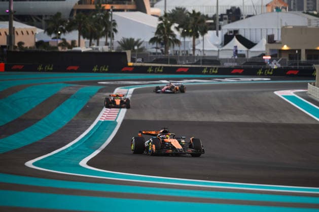 F1 Grand Prix of Abu Dhabi Oscar Piastri of the McLaren Formula 1 Team participates in race day on Yas Island, Abu Dhabi, on December 7, 2025. Abu Dhabi Abu Dhabi United Arab Emirates  Copyright: xAhmadxAlShehabx originalFilename:alshehab-formula1251207_npS5q.jpg