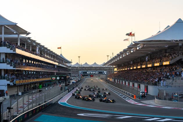 Formula 1 Grand Prix in Abu Dhabi, UAE - 07 Dec 2025 Race start during the Formula 1 Abu Dhabi Grand Prix 2025 at Yas Marina Circuit. Abu Dhabi United Arab Emirates Copyright: xLucaxMartinix xSOPAxImagesx LMB04646