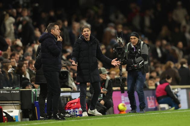 7th December 2025; Craven Cottage, Fulham, London, England; Premier League Football, Fulham versus Crystal Palace; Crystal Palace manager Oliver Glasner wants the final whistle  KatiexChan