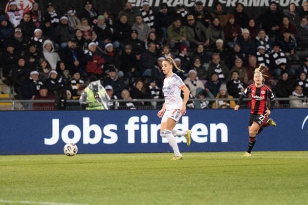 07.12.2025, xhfmx, Fussball Google Pixel Frauen-Bundesliga, Eintracht Frankfurt - FC Bayern Giulia Gwinn (FC Bayern München, 7) (DFL DFB REGULATIONS PROHIBIT ANY USE OF PHOTOGRAPHS as IMAGE SEQUENCES and or QUASI-VIDEO) Frankfurt am Main