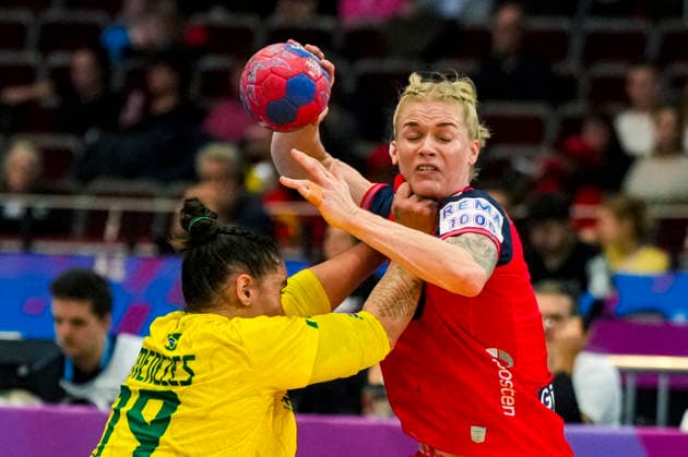 Women s Handball World Championship 2025 Norway Brazil Dortmund, Germany 20251207 Norway s Veronica Kristiansen during the intermediate round of the Women s Handball World ChampionshipIn the Women s Handball World Championship between Norway and Brazil in the SWT Arena Photo Beate Oma Dahle NTB Dortmund Germany EDITORIAL USE ONLY RESTRICTED USE FOR BETTING COMPANIES  Copyright: xBeatexOmaxDahlex xNTBx