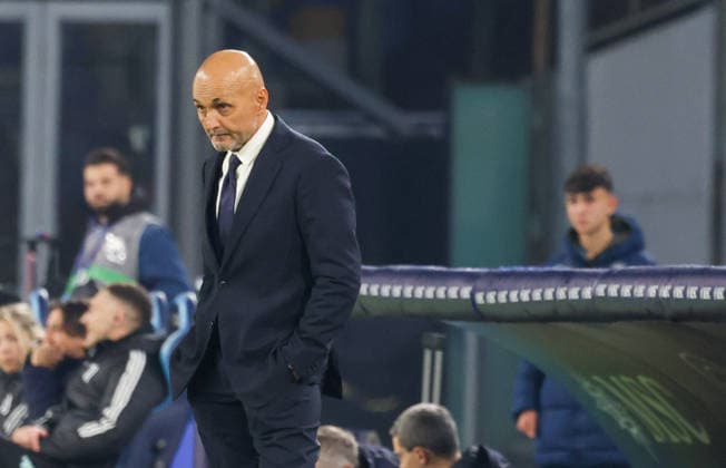 Incontro di calcio campionato serie A - 2025 26 Napoli vs Juventus Luciano Spalletti Head Coach of FC Juventus During the 2025 26 Italian Serie A football match between SSC Napoli and FC Juventus on December 7, 2025, at the Diego Armando Maradona Stadium in Naples. Pictured: NAPOLI stadio Diego Armando Maradona CAMPANIA ITALIA Copyright: xFABIOxSASSOxFabioxSassox Napoli Juventus2025_12_07Fabio Sasso0889