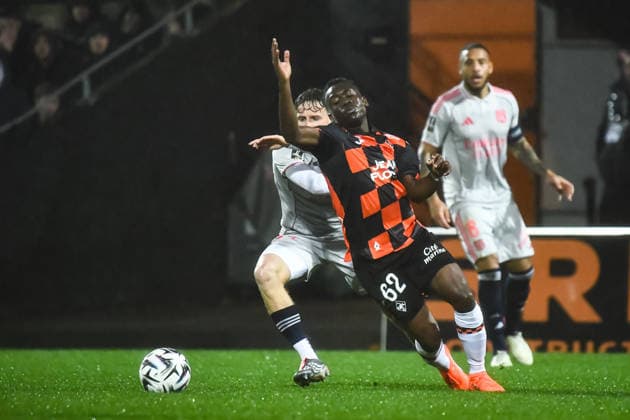 FOOTBALL : FC Lorient vs Olympique Lyonnais - Ligue 1 - JournÃ e 15 - 07 12 2025 Arthur Avom (FC Lorient) LorientFrance  Copyright: xBaptistexAutissierx