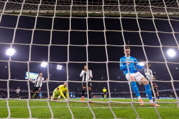 Napoli™s Rasmus Hojlund goal 1-0 during the Serie A soccer match between Napoli and Juventus at the Diego Armando Maradona Stadium in Naples, southern italy - Saturday , December 07 , 2025. - Soccer .  Copyright: xAlessandroxGarofalo LaPressex