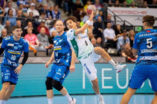 Handball I Herren I Saison 2025-2026 I Bundesliga I 15. Spieltag I TVB Stuttgart - SC DHfK Leipzig I 07.12.2025 Lucas Krzikalla (8, SC DHfK Leipzig) im Wurf Stuttgart Porsche Arena Baden-Württemberg Deutschland Copyright: xLobeca MaxxPetershansx