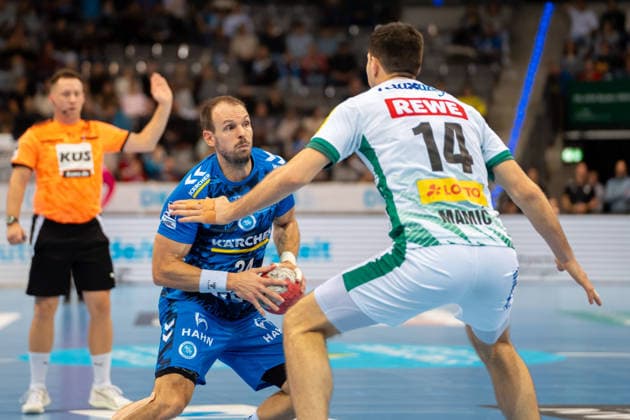 Handball I Herren I Saison 2025-2026 I Bundesliga I 15. Spieltag I TVB Stuttgart - SC DHfK Leipzig I 07.12.2025 Kai Häfner (34, TVB Stuttgart) Stuttgart Porsche Arena Baden-Württemberg Deutschland Copyright: xLobeca MaxxPetershansx