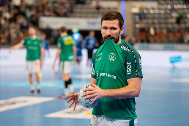 Handball I Herren I Saison 2025-2026 I Bundesliga I 15. Spieltag I TVB Stuttgart - SC DHfK Leipzig I 07.12.2025 Lukas Binder (11, SC DHfK Leipzig) Stuttgart Porsche Arena Baden-Württemberg Deutschland Copyright: xLobeca MaxxPetershansx
