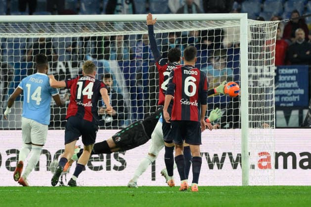 CALCIO - Serie A - SS Lazio vs Bologna FC Bologna s goalkeeper Federico Ravaglia during the Italian Football Championship League A 2025 2026 match between SS Lazio vs Bologna FC at the Olimpic Stadium in Rome on 07 December 2025. Rome Italy  Copyright: xIPAxSport ABACAx