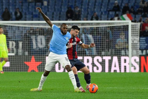 CALCIO - Serie A - SS Lazio vs Bologna FC Lazioâ??s Nuno Tavares and Bolognaâ??s Riccardo Orsolini during the Italian Football Championship League A 2025 2026 match between SS Lazio vs Bologna FC at the Olimpic Stadium in Rome on 07 December 2025. Rome Italy  Copyright: xIPAxSport ABACAx