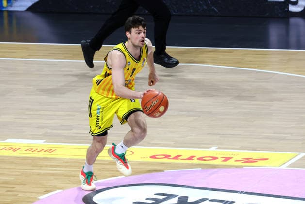 DEU, easyCredit BBL, ALBA vs. Frankfurt, 07.12.2025, Max-Schmeling-Halle, Berlin, DEU, easyCredit BBL, ALBA vs. Frankfurt, im Bild JONAS MATTISSECK (ALBA Berlin 9)