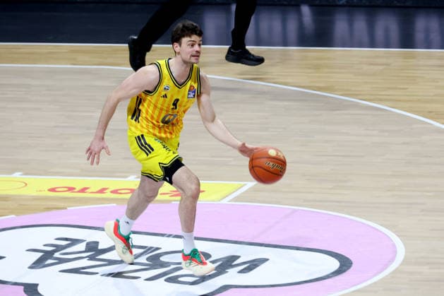 DEU, easyCredit BBL, ALBA vs. Frankfurt, 07.12.2025, Max-Schmeling-Halle, Berlin, DEU, easyCredit BBL, ALBA vs. Frankfurt, im Bild JONAS MATTISSECK (ALBA Berlin 9)