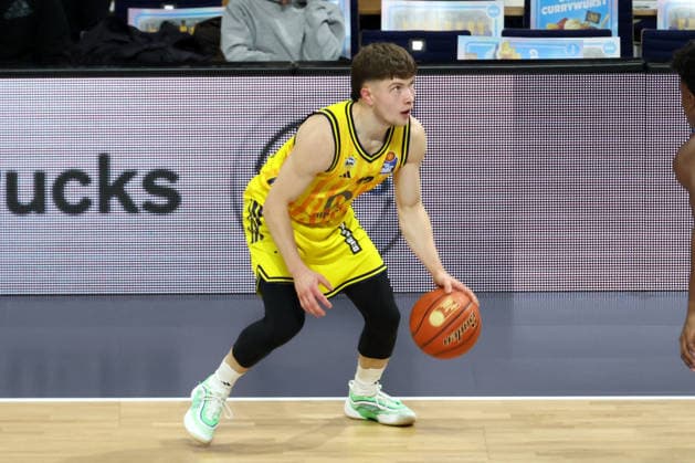 DEU, easyCredit BBL, ALBA vs. Frankfurt, 07.12.2025, Max-Schmeling-Halle, Berlin, DEU, easyCredit BBL, ALBA vs. Frankfurt, im Bild Bennet Hundt (ALBA Berlin 33)