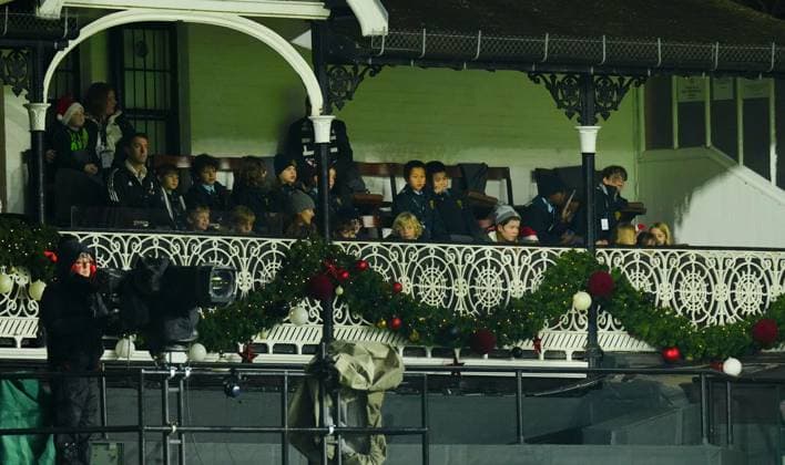A school choir looks on from the Cottage balcony Fulham v Crystal Palace, Premier League, Football, Craven Cottage, London, UK - 07 Dec 2025London Craven Cottage United Kingdom EDITORIAL USE ONLY No use with unauthorised audio, video, data, fixture lists, club league logos or live services. Online in-match use limited to 120 images, no video emulation. No use in betting, games or single club league player publications. Copyright: xJavierxGarcia Shutterstockx 16009431fh