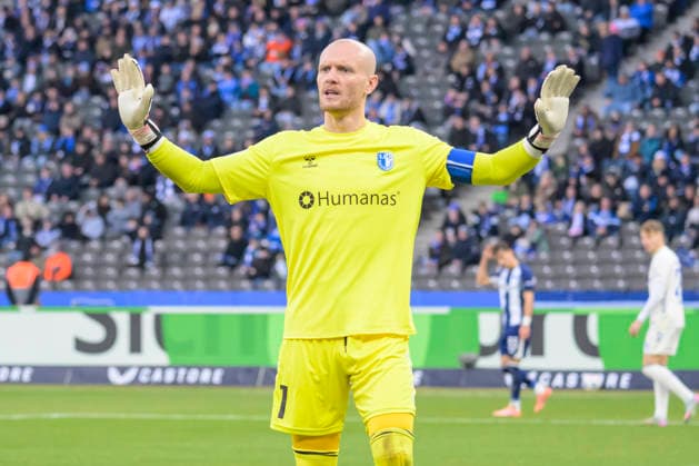 GER, Berlin, soccer, Hertha BSC vs. 1. FC Magdeburg, DFB, 2nd Bundesliga, 2025 2026 season, f.l.t.r.: Dominik Reimann (1.FC Magdeburg, 01), DFB DFL REGULATIONS PROHIBIT ANY USE OF PHOTOGRAPHS AS IMAGE SEQUENCES AND OR QUASI-VIDEO, December 7, 2025,