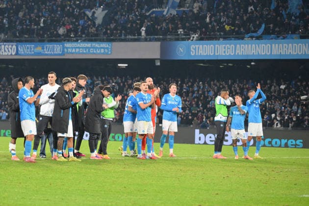 CALCIO - Serie A - SSC Napoli vs Juventus FC Napoli s players celebrate their victory at the end of the match during the match of 14th day of the Serie A Championship between S.S.C. Napoli and F.C.Juventus at the Maradona Stadium on Dec 7, 2025 in Naples, Italy. during SSC Napoli vs Juventus FC, Italian soccer Serie A match in Naples, Italy, December 07 2025 Naples Italy  Copyright: xIPAxSport ABACAx