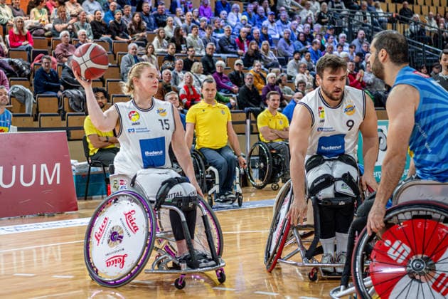 DRS Pokal - Rollstuhlbasketball; RSV Lahn-Dill - RSB Thuringia Bulls, 07.12.25 Rose Hollermann (RSV Lahn-Dill, 15), Matthias Güntner (RSV Lahn-Dill, 9), Vahid Gholomazad (RSB Thuringia Bulls, 7) DRS Pokal - Rollstuhlbasketball; RSV Lahn-Dill - RSB Thuringia Bulls: Wetzlar, 07.12.25 Copyright: xBEAUTIFULxSPORTS Roeczeyx