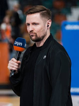 Sebastian Meichsner (Dyn Moderator) Rasta Vechta vs. Veolia Towers Hamburg, Basketball, easyCredit Basketball Bundesliga, 9. Spieltag, Saison 2025 2026, 07.12.2025 Rasta Vechta vs. Veolia Towers Hamburg, Basketball, easyCredit Basketball Bundesliga, 9. Spieltag, Saison 2025 2026, 07.12.2025 Vechta Copyright: xEibner-Pressefoto DamianxKruczynx EP_DKI