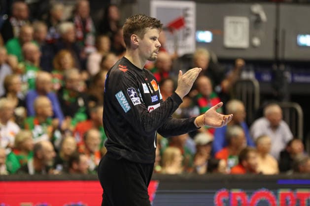07.12.2025, xgox, Handball - Daikin HBL SC Magdeburg - FRISCH AUF! Göppingen emspor, v.l. Sergey Hernandez Ferrer (Magdeburg, 1) Jubelt ueber gehaltenen Ball, abgewehrt, gehalten, Torhueter Magdeburg