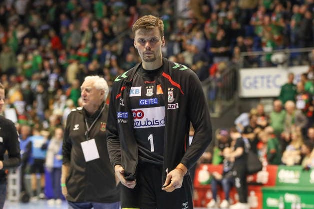 07.12.2025, xgox, Handball - Daikin HBL SC Magdeburg - FRISCH AUF! Göppingen emspor, v.l. Sergey Hernandez Ferrer (Magdeburg, 1) Magdeburg