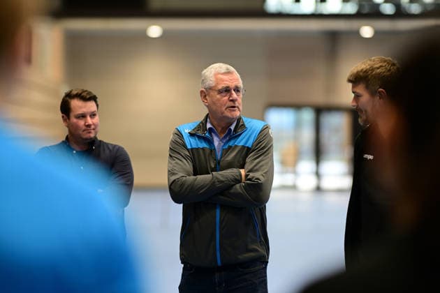 Handball I Frauen I Saison 2025-2026 I 1. HBF I Buxtehuder SV I Trainervorstellung I 08.12.2025 Vorstellung des neuen Trainers beim Buxtehuder SV, Team Buxtehude: Cheftrainer Nicolaj Andersson, Nicolaj Bredekjaer Andersson, Name: Andersson, Nicolaj Bredekjaer, Alter: 37, Nationalität: Dänemark, Däne Hier zu sehen: Peter Prior Buxtehude Halle Nord Niedersachsen Deutschland Copyright: xLobeca FelixxSchlikisx