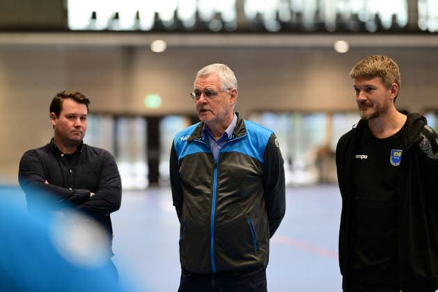 Handball I Frauen I Saison 2025-2026 I 1. HBF I Buxtehuder SV I Trainervorstellung I 08.12.2025 Vorstellung des neuen Trainers beim Buxtehuder SV, Team Buxtehude: Cheftrainer Nicolaj Andersson, Nicolaj Bredekjaer Andersson, Name: Andersson, Nicolaj Bredekjaer, Alter: 37, Nationalität: Dänemark, Däne Hier zu sehen: Peter Prior Buxtehude Halle Nord Niedersachsen Deutschland Copyright: xLobeca FelixxSchlikisx