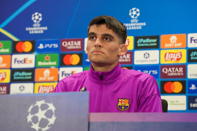 Spanien: Pressekonferenz FC Barcelona, Barca mit Barca-Spieler Gerard Martin (Barcelona 18) vor Fussball UEFA Champions League - FC Barcelona vs Eintracht Frankfurt - PK Ort: Ciutat Esportiva Joan Gamper (Barcelona, Spanien) Copyright: xJOERANxSTEINSIEKx